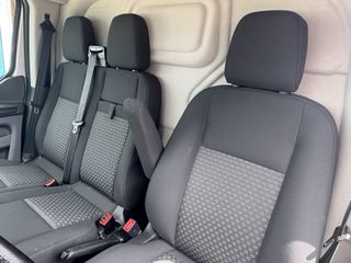 Voertuigafbeelding 21