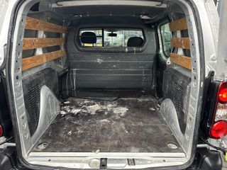 Voertuigafbeelding 8