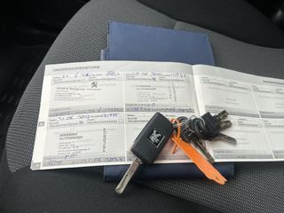 Voertuigafbeelding 9