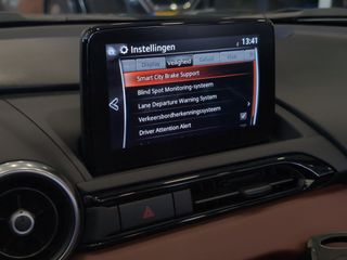 Voertuigafbeelding 13