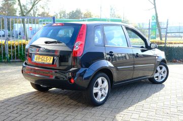 Voertuigafbeelding 2