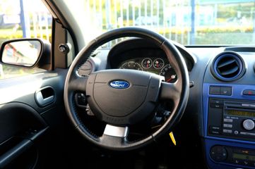 Voertuigafbeelding 5