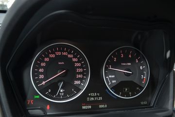 Voertuigafbeelding 52