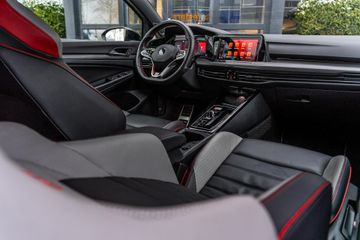 Voertuigafbeelding 19