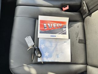 Voertuigafbeelding 32