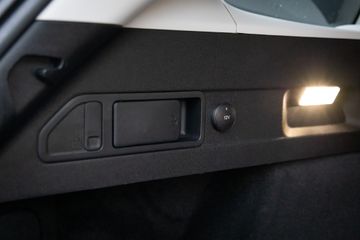 Voertuigafbeelding 32