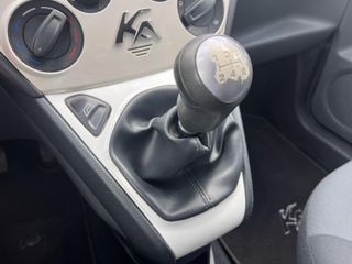 Voertuigafbeelding 14