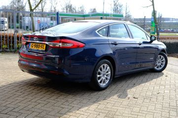 Voertuigafbeelding 2