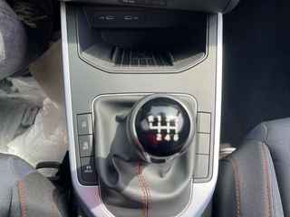 Voertuigafbeelding 24