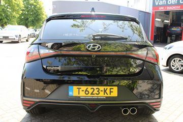 Voertuigafbeelding 3