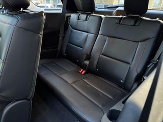 Voertuigafbeelding 12