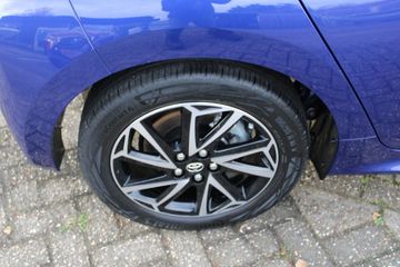 Voertuigafbeelding 4