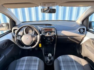 Voertuigafbeelding 17