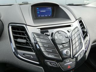 Voertuigafbeelding 13