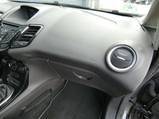 Voertuigafbeelding 30