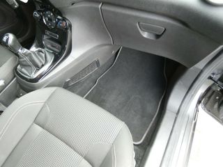 Voertuigafbeelding 31