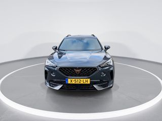 Voertuigafbeelding 3