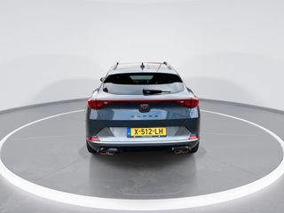 Voertuigafbeelding 6