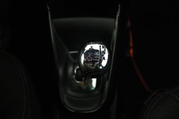 Voertuigafbeelding 19