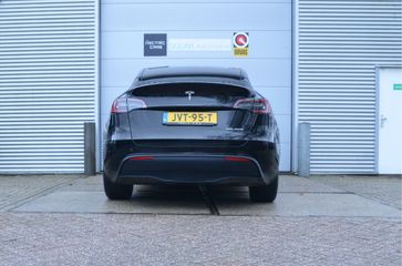 Voertuigafbeelding 8