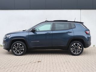 Voertuigafbeelding 3