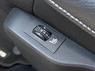 Voertuigafbeelding 25