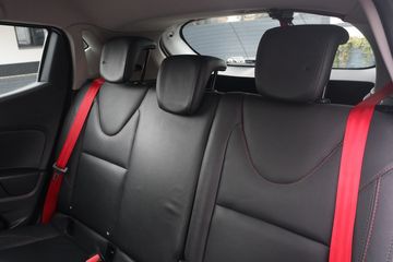 Voertuigafbeelding 25