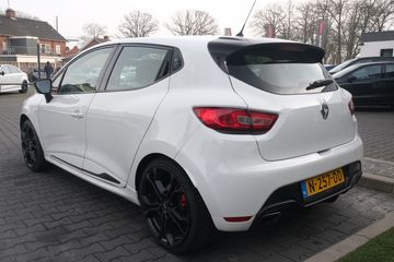 Voertuigafbeelding 6