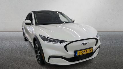 Voertuigafbeelding 1