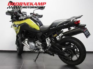 Voertuigafbeelding 4