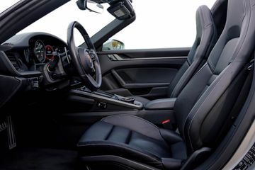 Voertuigafbeelding 13