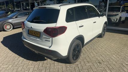 Voertuigafbeelding 4