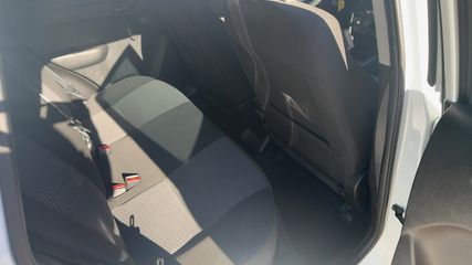 Voertuigafbeelding 9