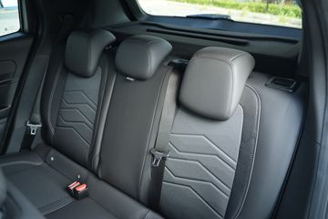 Voertuigafbeelding 25