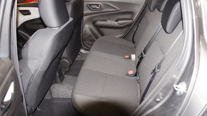 Voertuigafbeelding 4