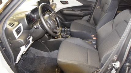 Voertuigafbeelding 6