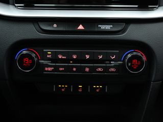 Voertuigafbeelding 38