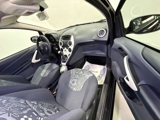 Voertuigafbeelding 9