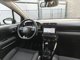 Voertuigafbeelding 3