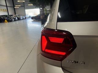 Voertuigafbeelding 16