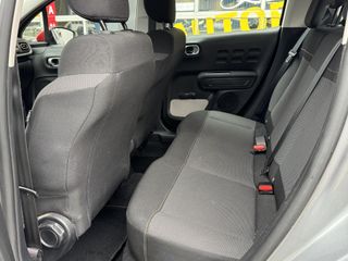 Voertuigafbeelding 25