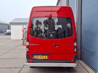 Voertuigafbeelding 2