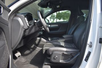 Voertuigafbeelding 12