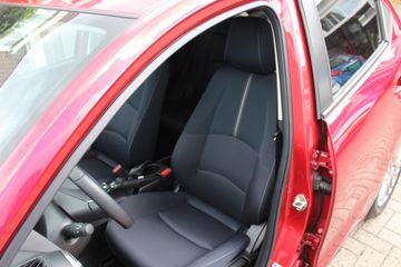 Voertuigafbeelding 9