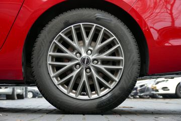 Voertuigafbeelding 9