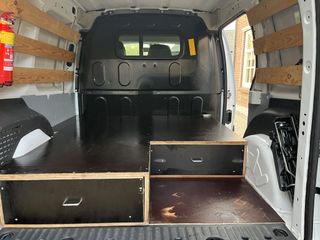 Voertuigafbeelding 12