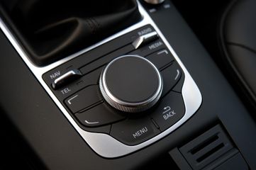 Voertuigafbeelding 18