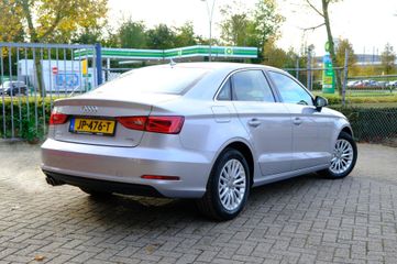 Voertuigafbeelding 2