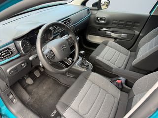 Voertuigafbeelding 12