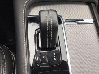 Voertuigafbeelding 30